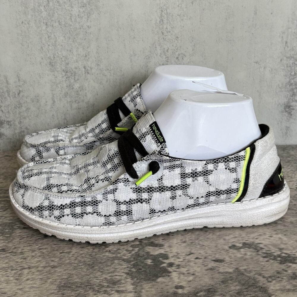 Hey Dude Wendy Lacy Neon White Size 7 Women’s Shoes Comfort Slippers RETIRED